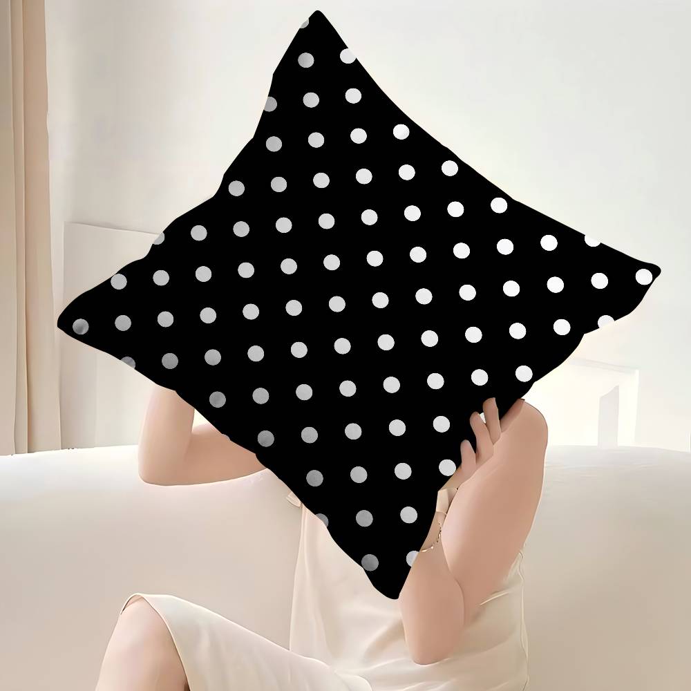 Fashion Polka Dot Figure  Pill - Home Textiles And Furnishing 评论和价格
